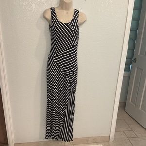 APT 9 long maxi dress dark navy stripe